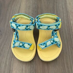 Brand New Teva Hurricane XLT Sandals Baby/Toddler Size 4